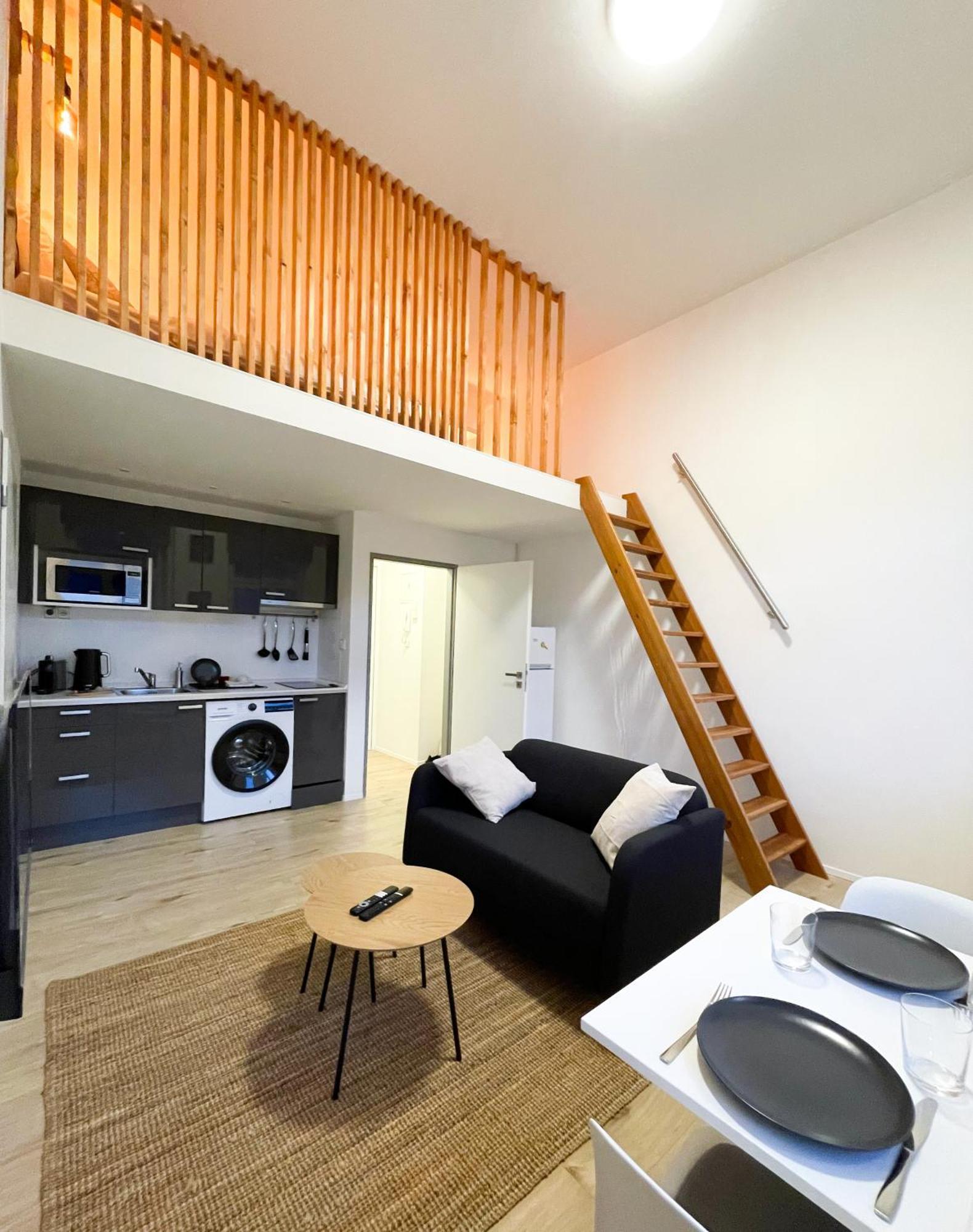 Loft Maniny By Urban Apartments Praga Exterior foto